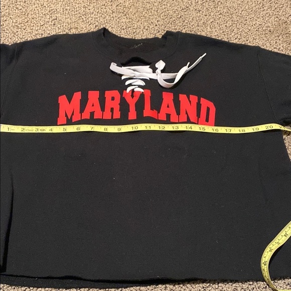 Black and Red Crewneck Maryland Sweatshirt - Picture 5 of 6